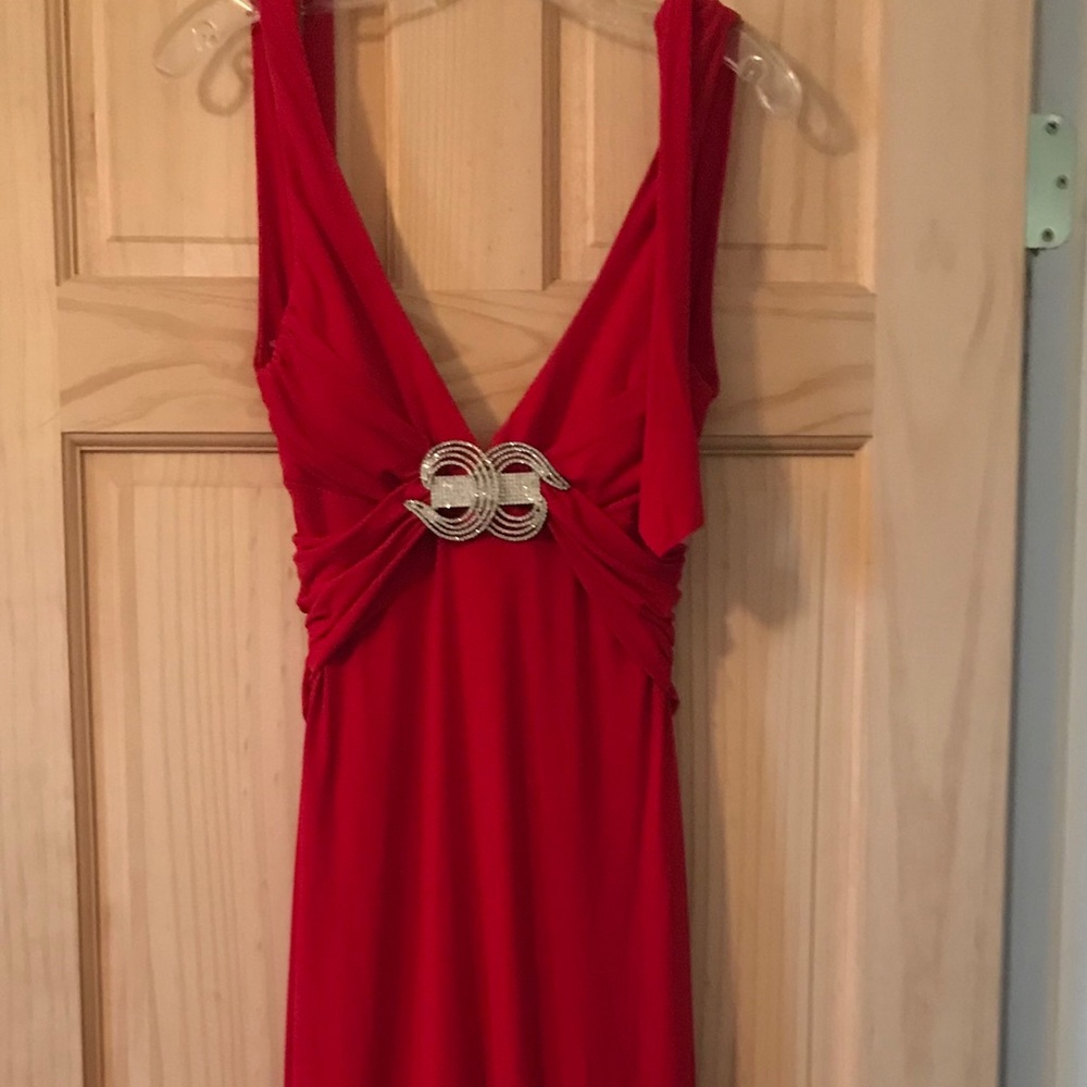 Beautiful Red Cache Prom Gown - image 1